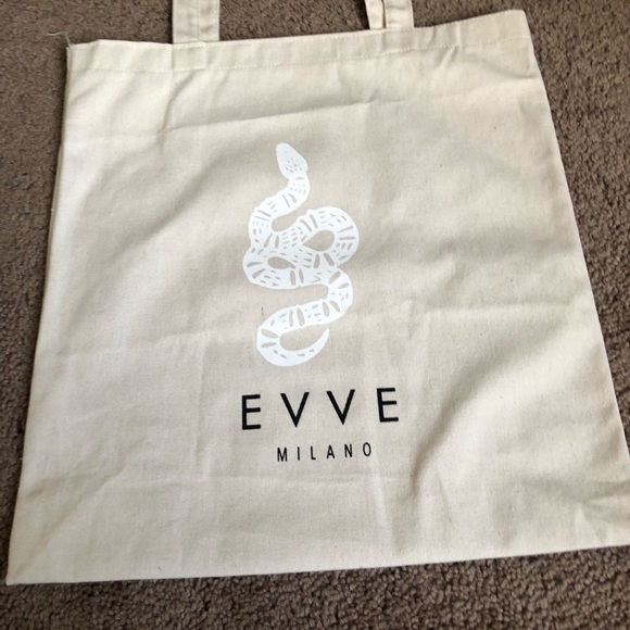 Evve Milano - Caracas Hobo in Sand Color - Picture 3 of 5